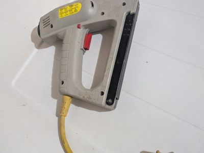 Stanley Corded Electric Staple and Brad Nail Gun