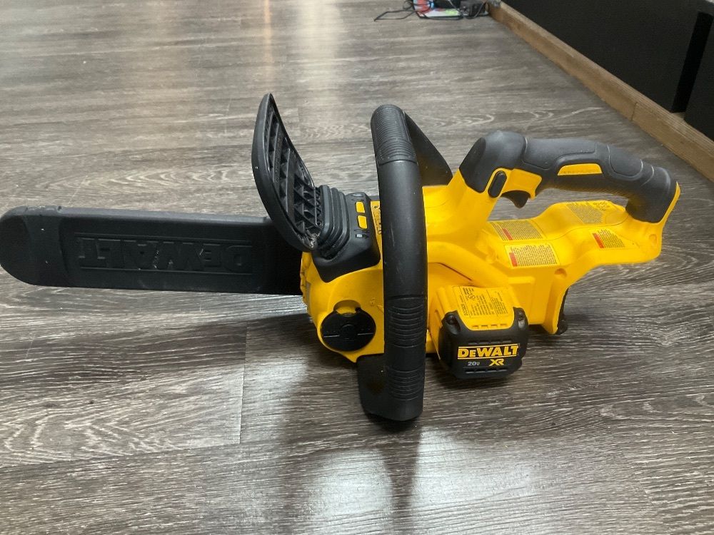 DEWALT 20V BATTERY CHAINSAW 12 INCHES (TOOL ONLY)