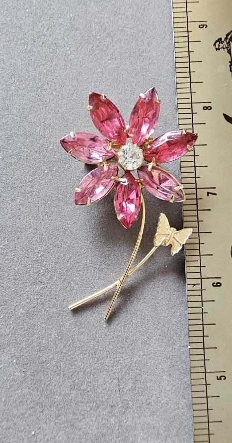 Lovely Vintage Pink Rhinestone Flower Brooch with gold color Butterfly Accent