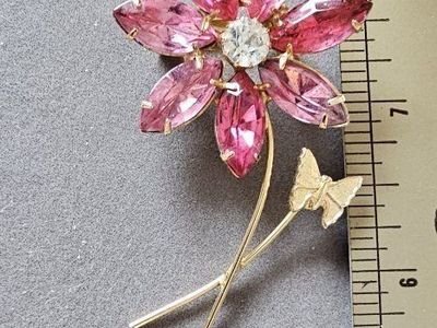 Lovely Vintage Pink Rhinestone Flower Brooch with gold color Butterfly Accent