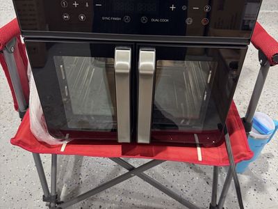 New in box 24q Digital Dual Zone Air Fryer Oven with French Doors Model QK-001
