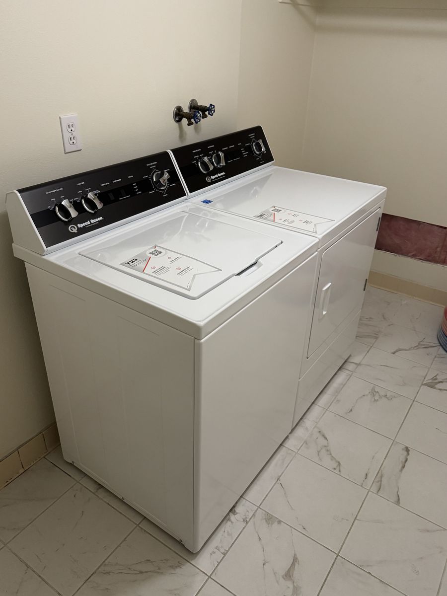 Speed Queen Commercial Heavy Duty Washer Dryer Set | Dark Trim | TR5 and DR5