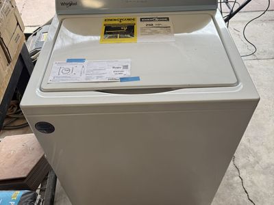 Like New Whirlpool Top Load Washer – Never Used