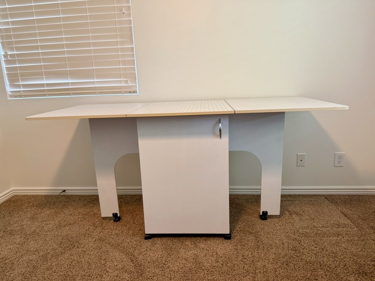 Main image 2