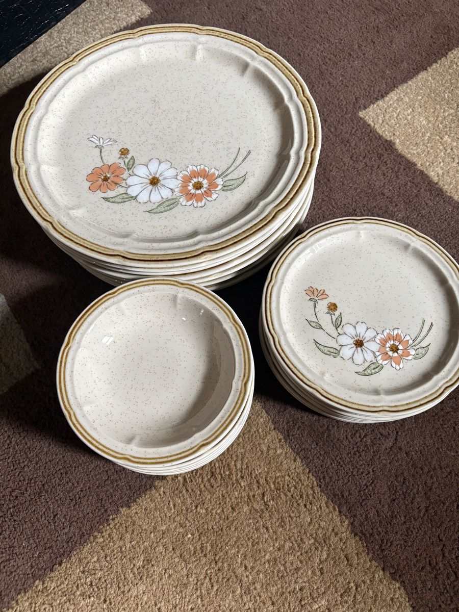 Crown Manor Plates & Bowls Stoneware