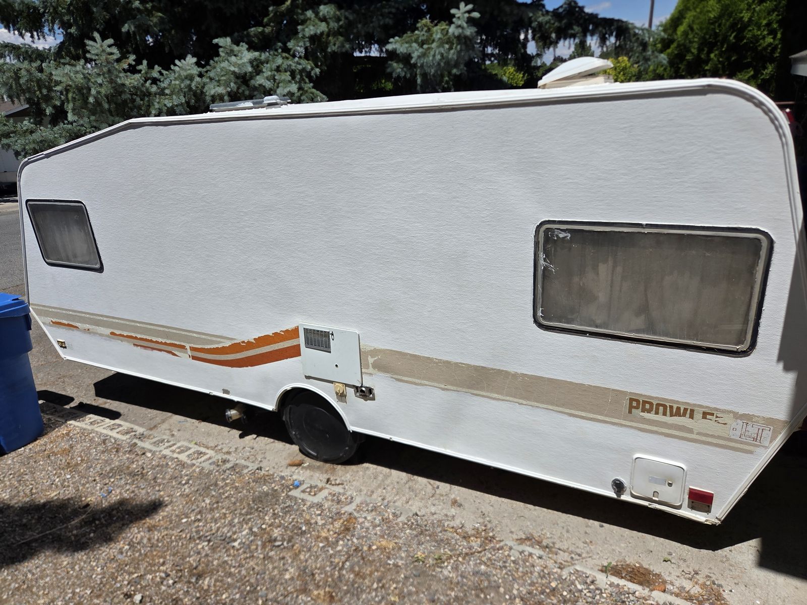 1980 Fleetwood Prowler LT single axle travel trailer