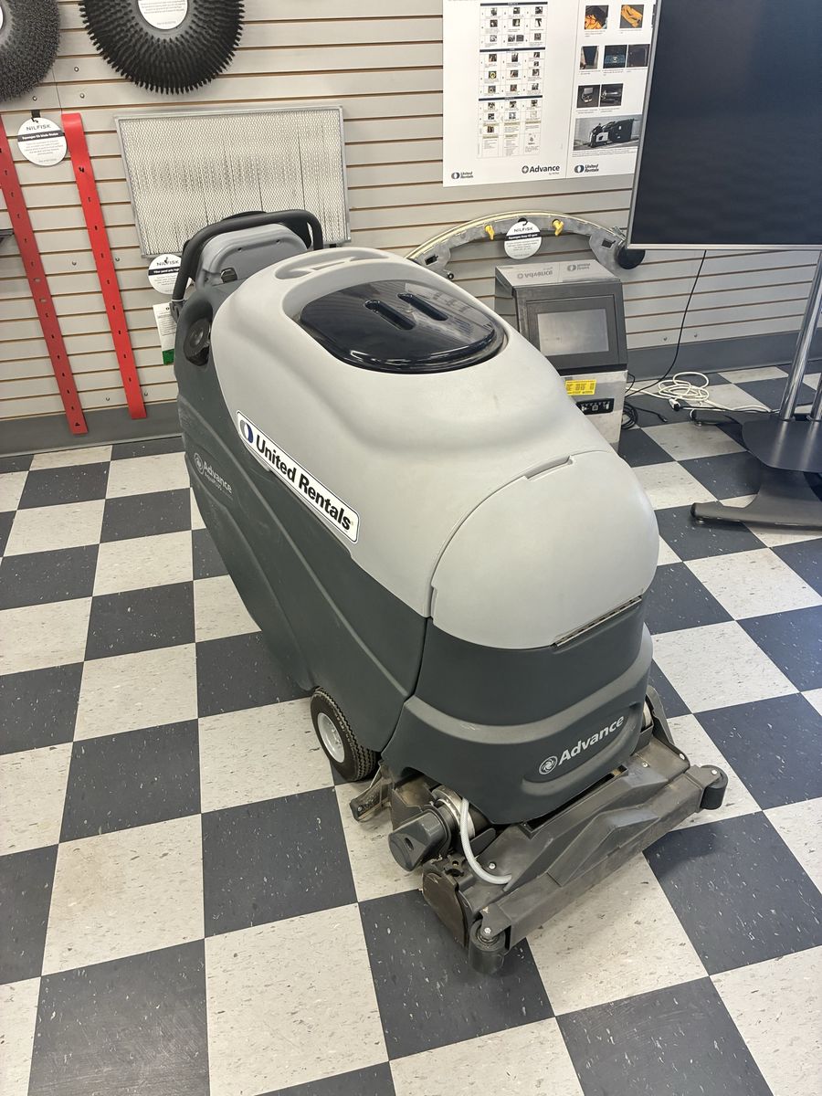 CARPET EXTRACTOR WALK BEHIND