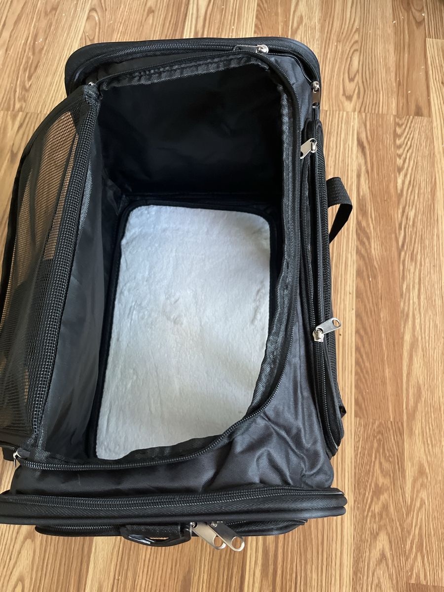 Soft-Sided Black Mesh Pet Travel Carrier Bag with Fleece Pad