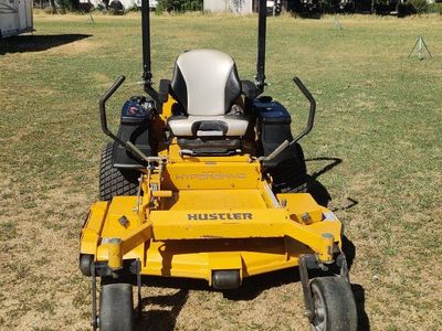 2018 Hustler Hyperdrive 937003 Zero-Turn Mower - 256 Hours, Excellent Condition