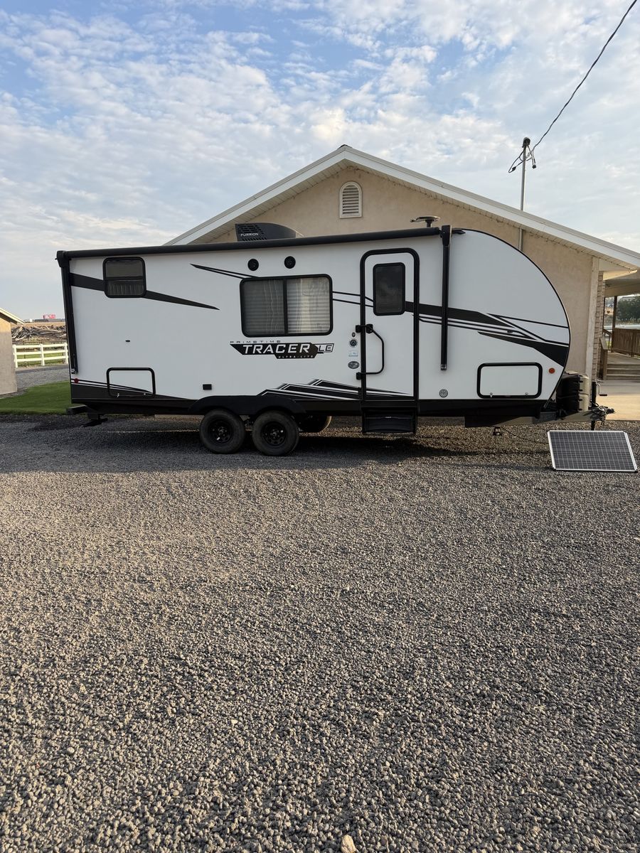 Prime Time Tracer LE Ultra-Lite Travel Trailer