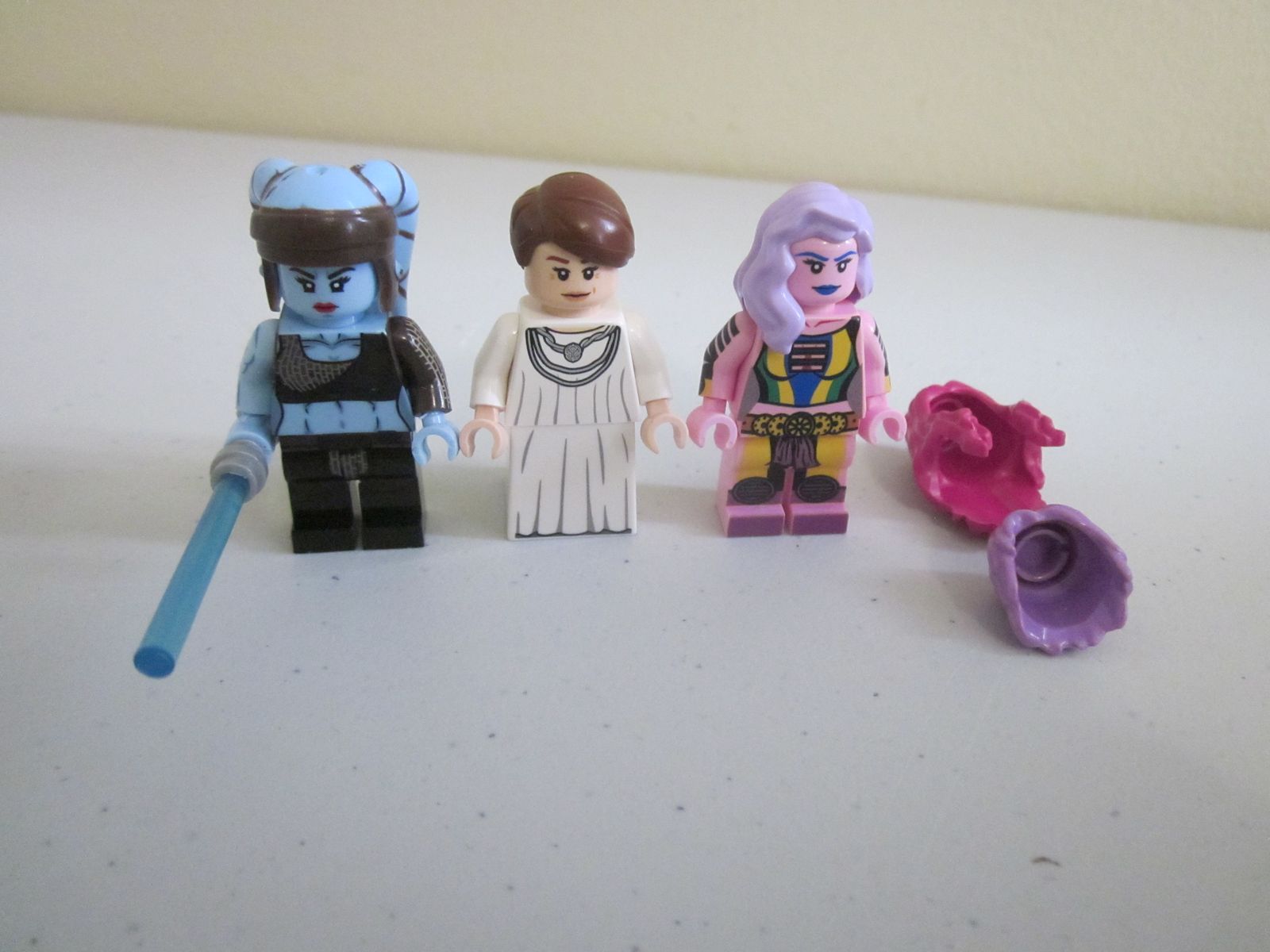 Custom Star Wars minifigs: Royal Blue Aayla Secura, Mon Mothma, Deliah Blue