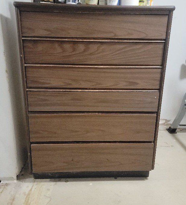 6-Drawer Dresser