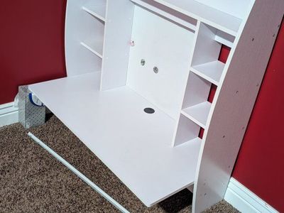 White Wall-Mounted Floating Desk with Storage Shelves and Cable Management