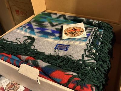 NEW Rare Pendleton Beaver State Pillow & Shawls Blanket - Fringed, Native American Inspired Pattern, NWT