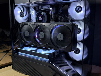 RTX 4090 / 9800x3D Custom Gaming Desktop PC