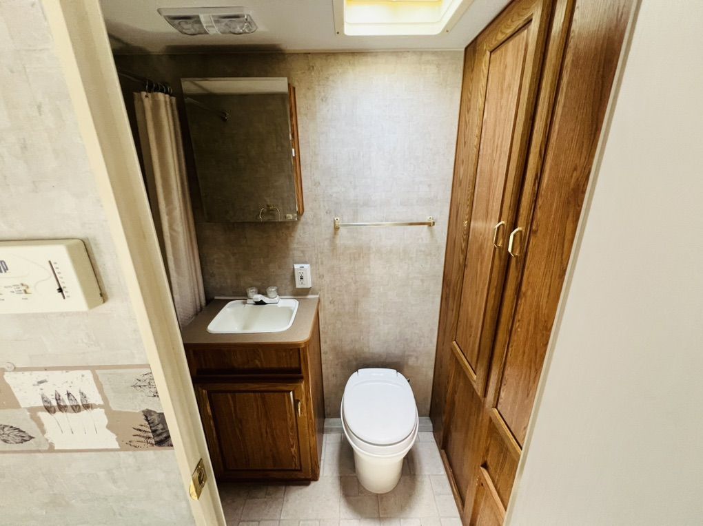 Main image 7