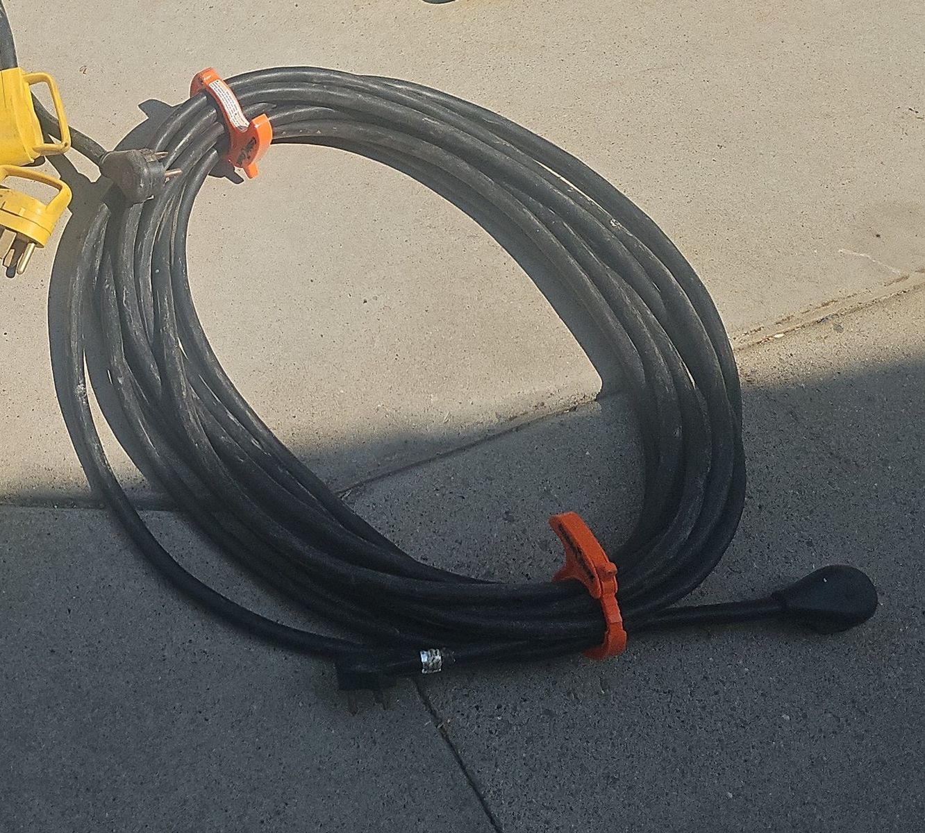 Heavy Duty RV 30 Amp Extension Cord