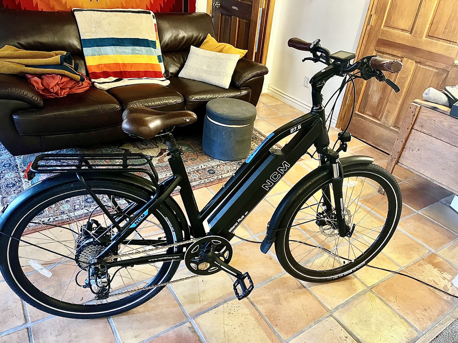 Like-New NCM Milano Plus 48V E-Bike – Only 48 Miles Total