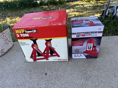 MVP SuperLift 3 Ton Jack Stands New Pittsburgh 12 ton. Heavy duty bottle jack .24.000 lbs. Max Height 15"