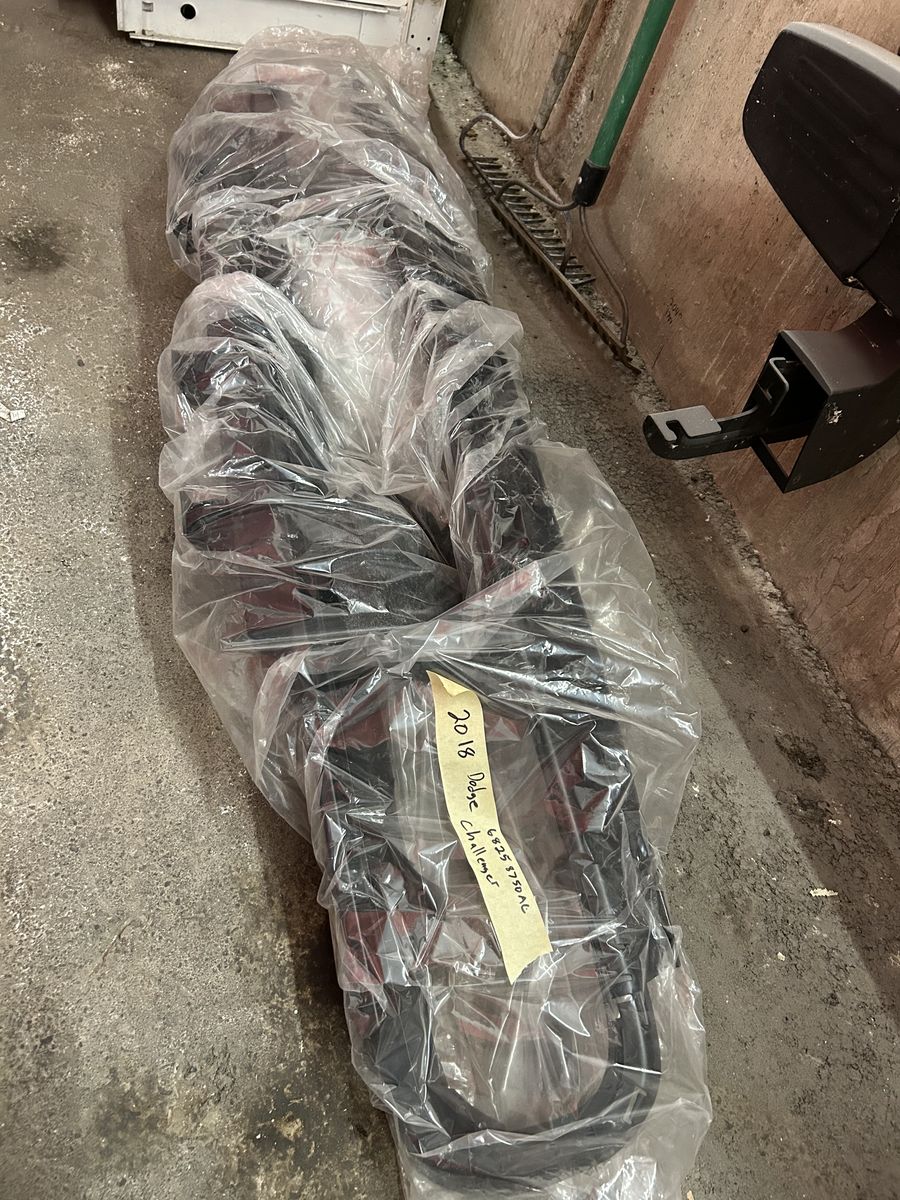 15-23Dodge Challenger Grille Reinforcement