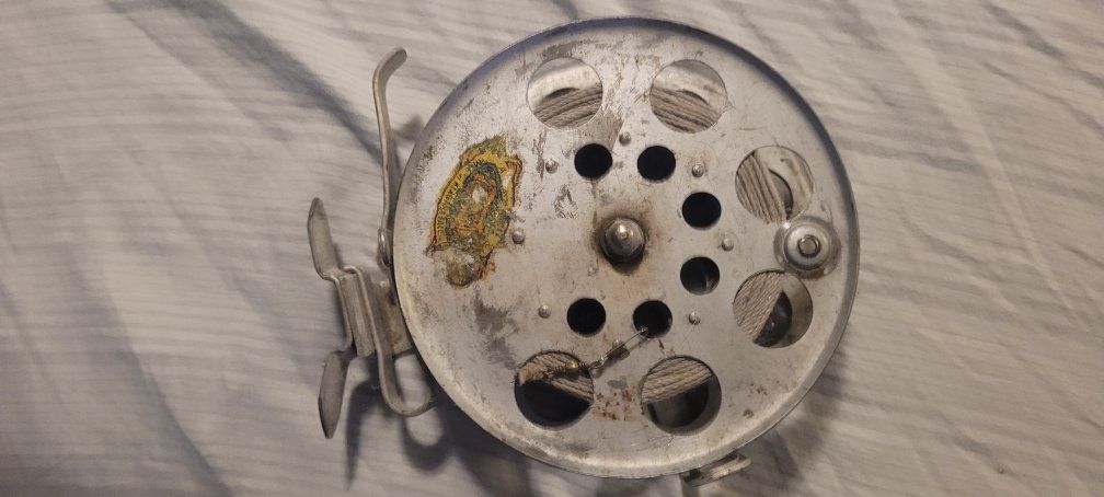 Main image 3