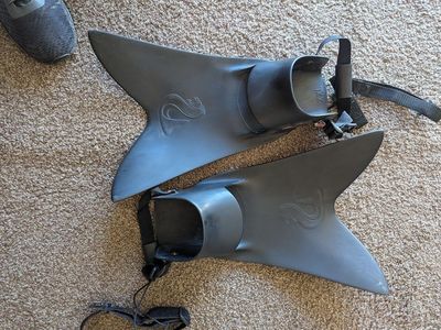 Force Fins