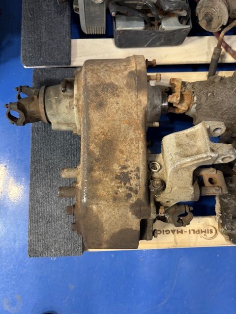 Dana 300 Transfer Case – Short Output (Jeep CJ) – Hard to Find