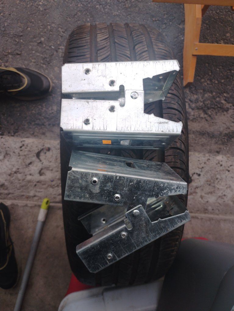 Galvanized Sawhorse Brackets 1 pair