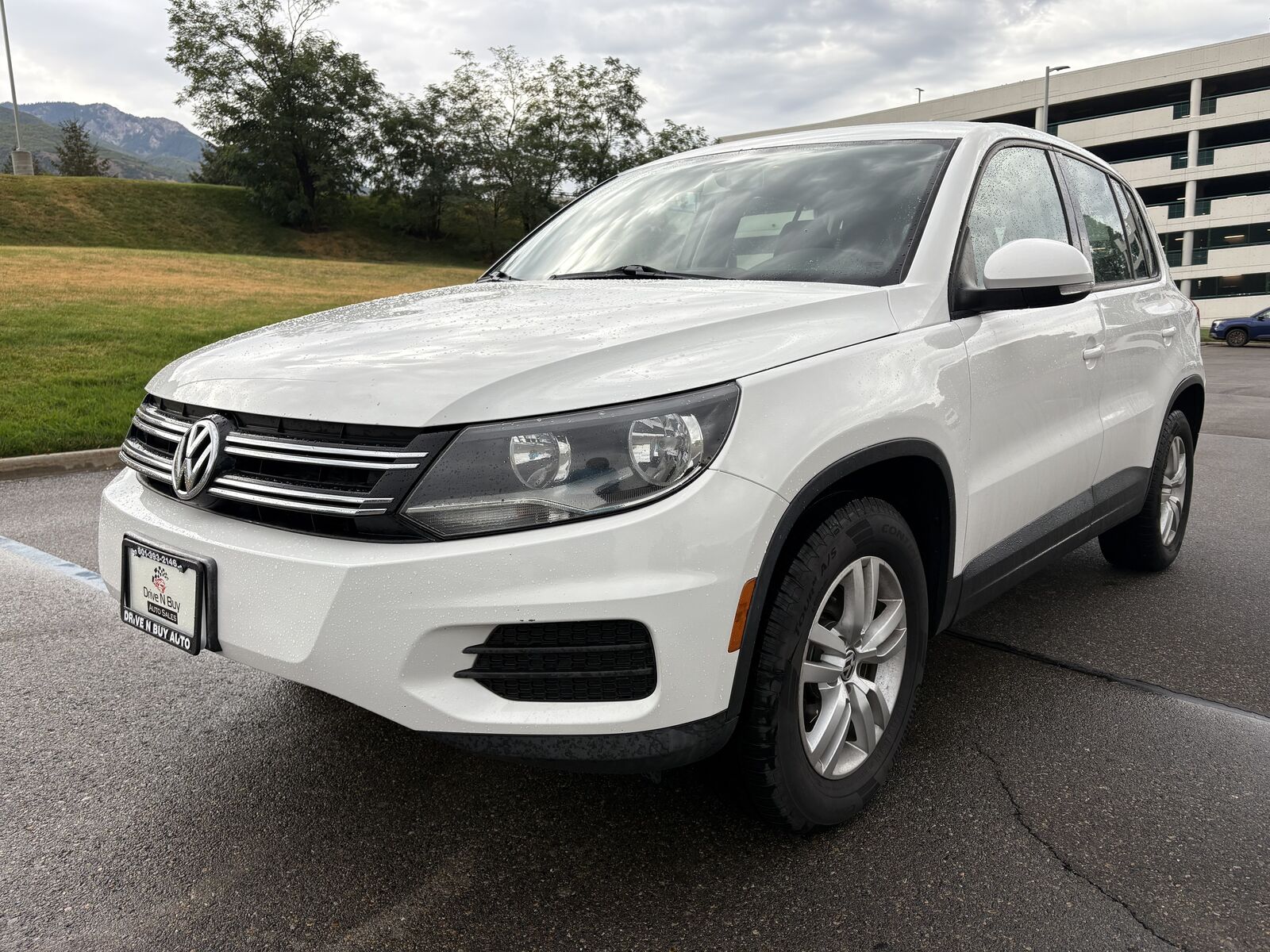 2012 VOLKSWAGEN TIGUAN SEL 4Motion