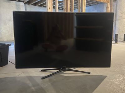 Samsung 65’ TV