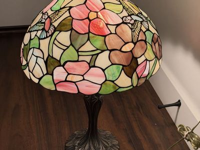 16 inches tall Tiffany style lamp