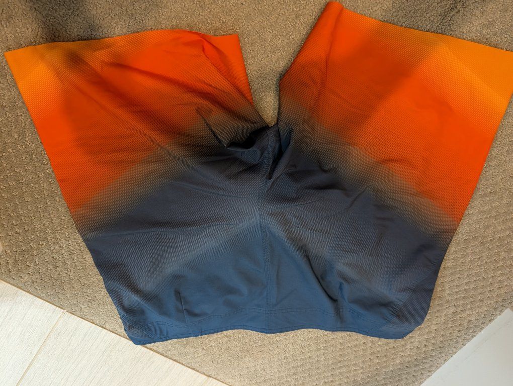 Main image 5