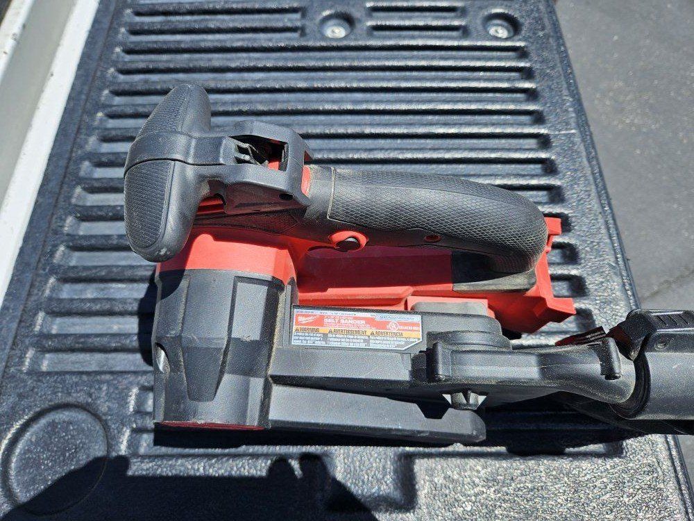 milwaukee M18 Belt Sander