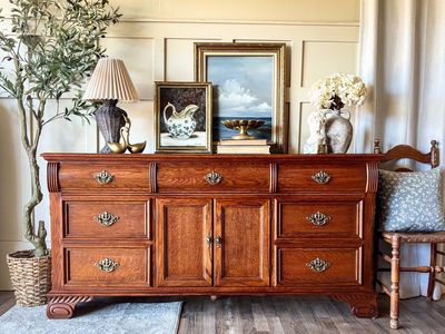 *FREE DELIVERY* Vintage Lexington Wood Dresser