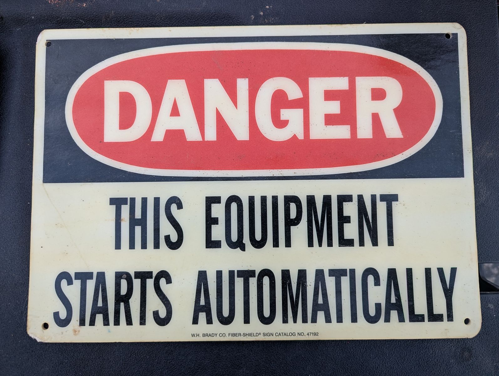 VINTAGE DANGER SIGN AUTOMATIC EQUIPMENT