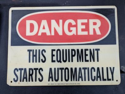 VINTAGE DANGER SIGN AUTOMATIC EQUIPMENT