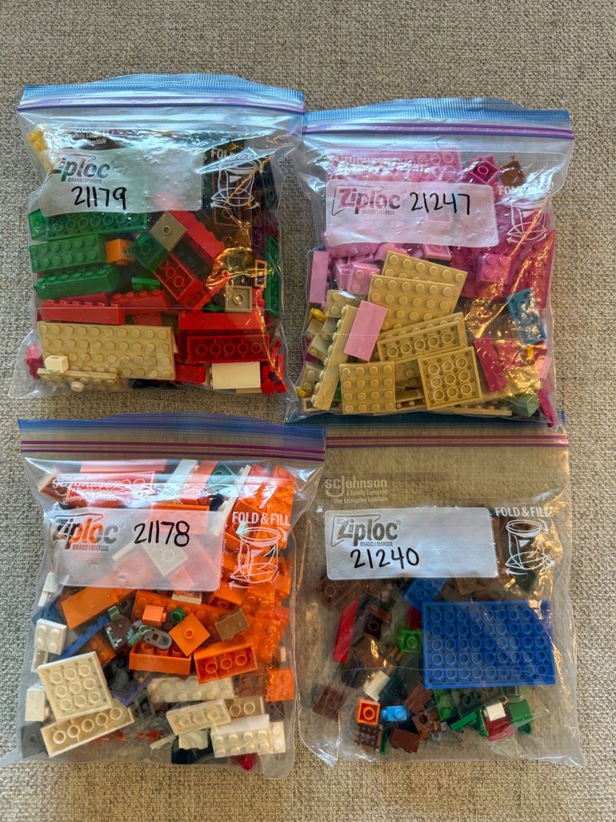Lego Minecraft Set Lot - 4x Sets Lego 21240, Lego 21247, Lego 21178, Lego 21179 (No Instructions) 