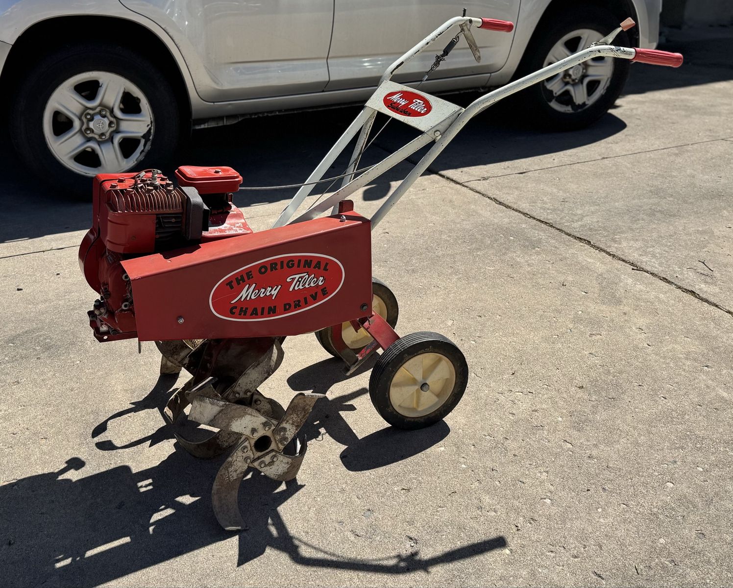 Tiller - Vintage: The Original Chain Drive Merry Tiller SN: T314562