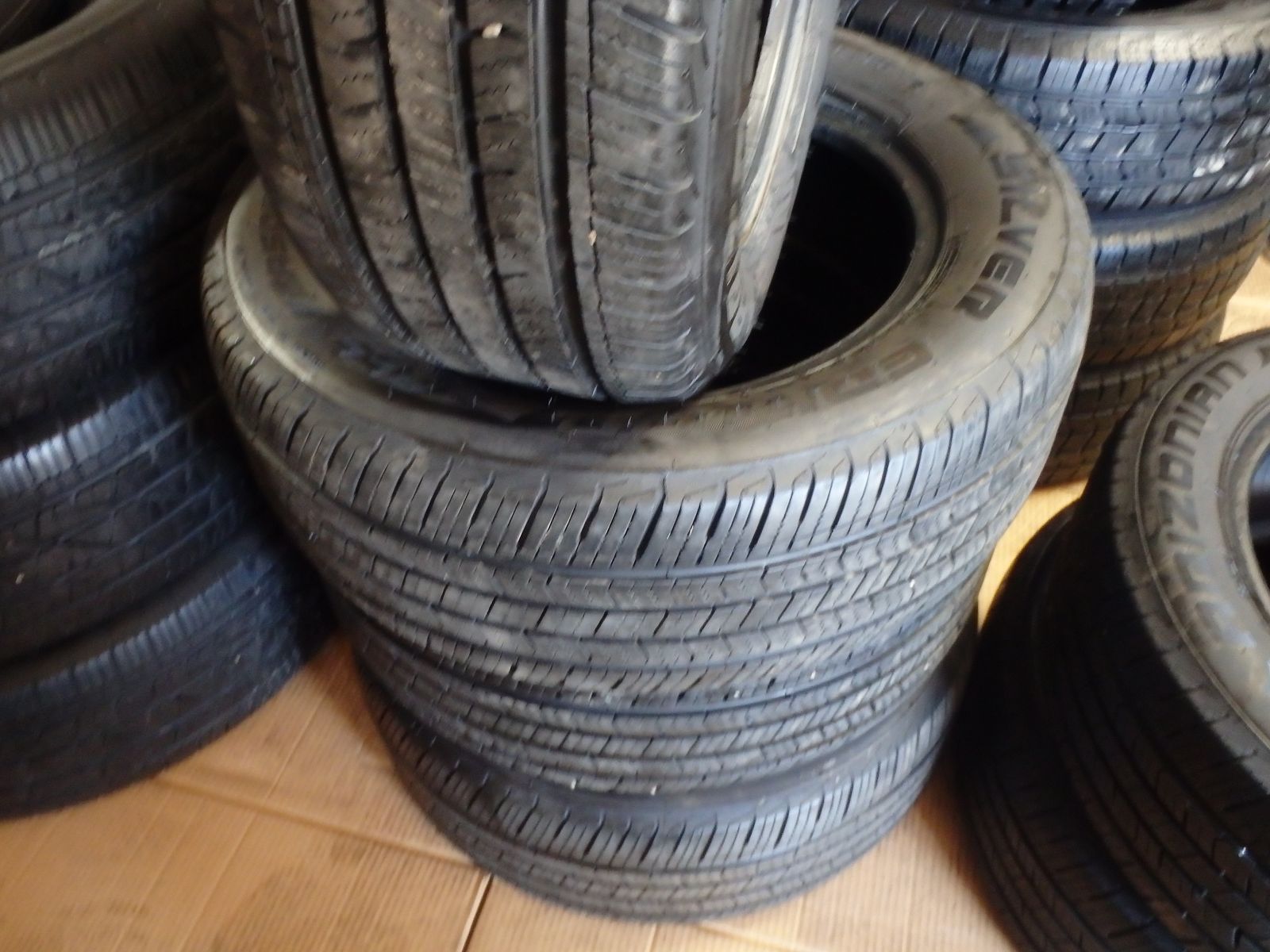 215/60R16 ARIZONIAN SILVER EDITION A/S SET OF USED TIRES