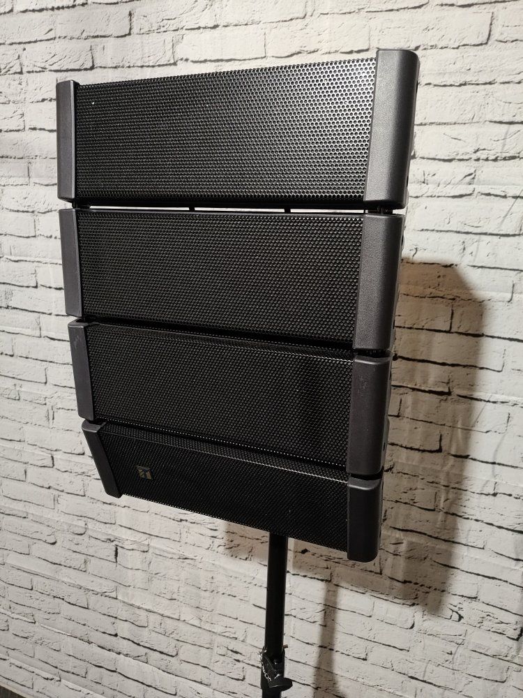 TOA 600W HX5B Variable Dispersion Compact Array Speakers + Pole Mount Accessory + Rolling Transport Bags (PAIR)