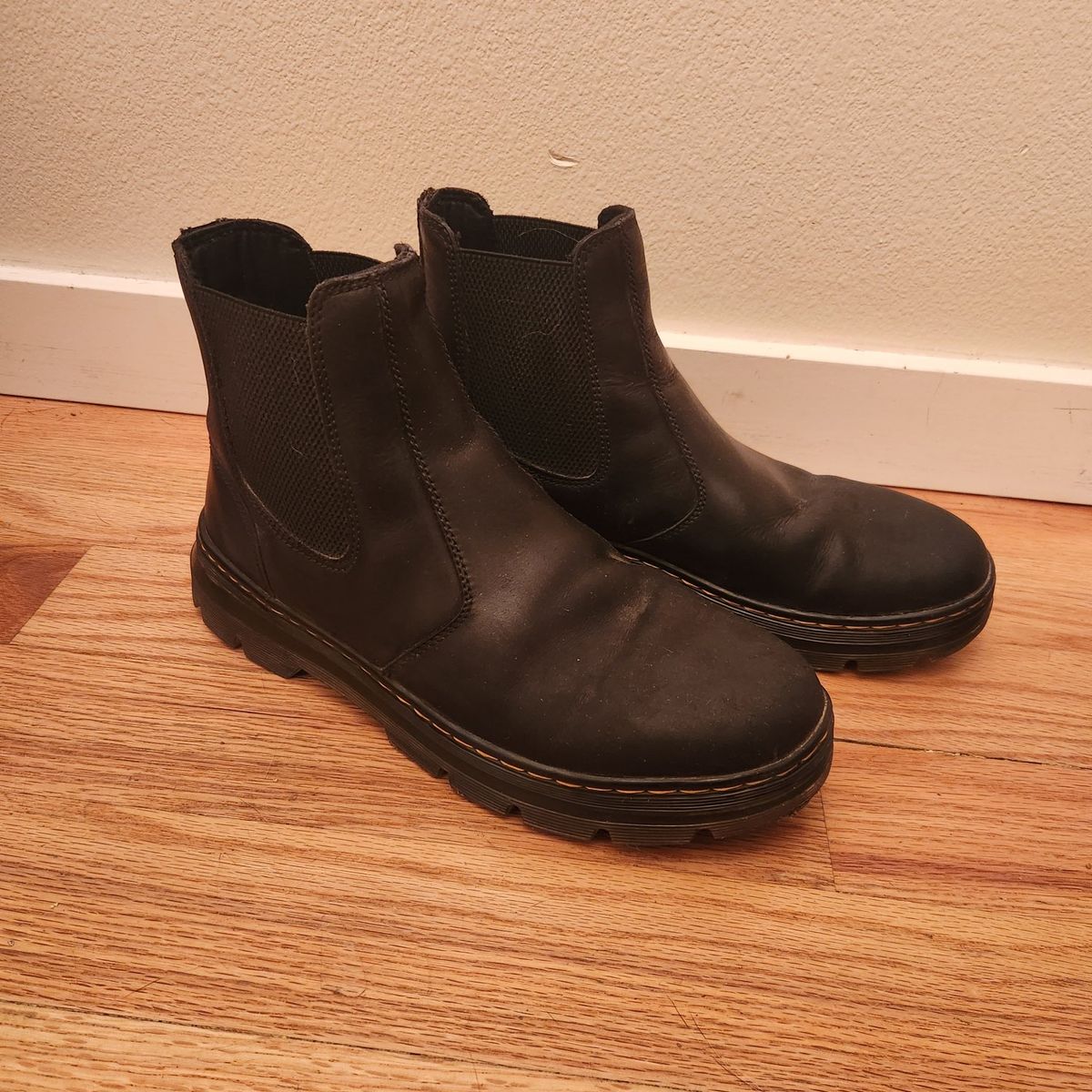 Mens Doc Martens Size 12 Chelsea Boots