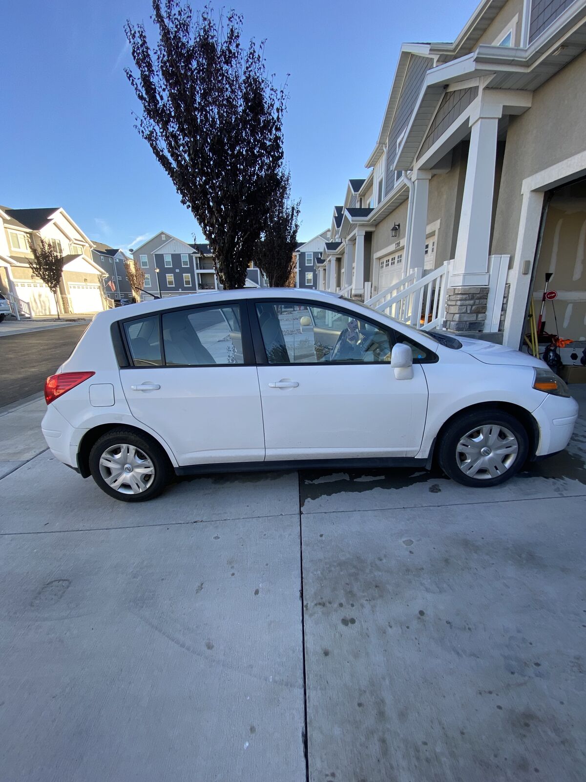 2010 Nissan Versa 1.8 S