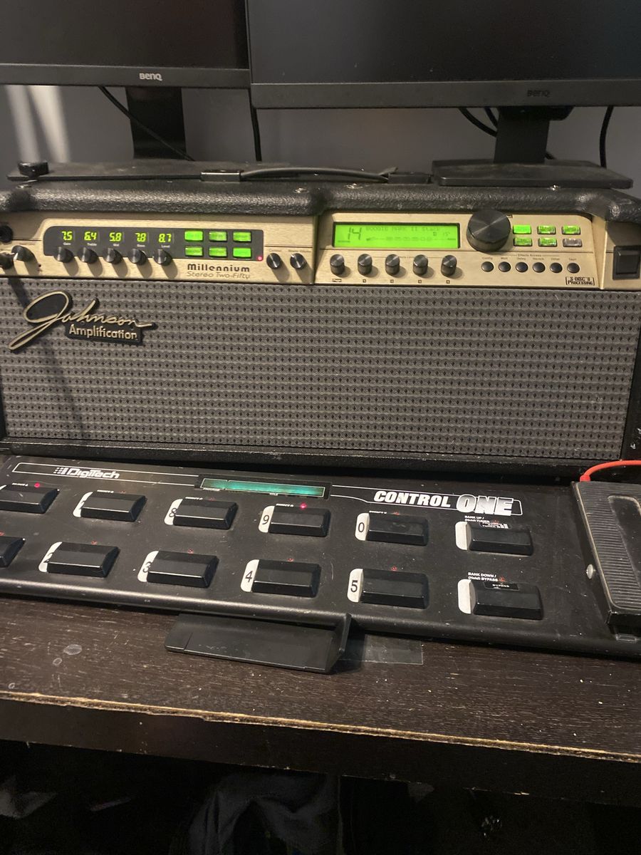 Johnson Stereo Millennium 250 Guitar Head