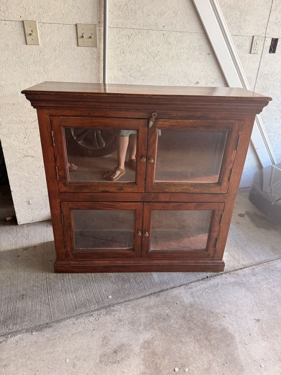 Solid Wood Glass Display Cabinet / Curio Cabinet / Sideboard Console