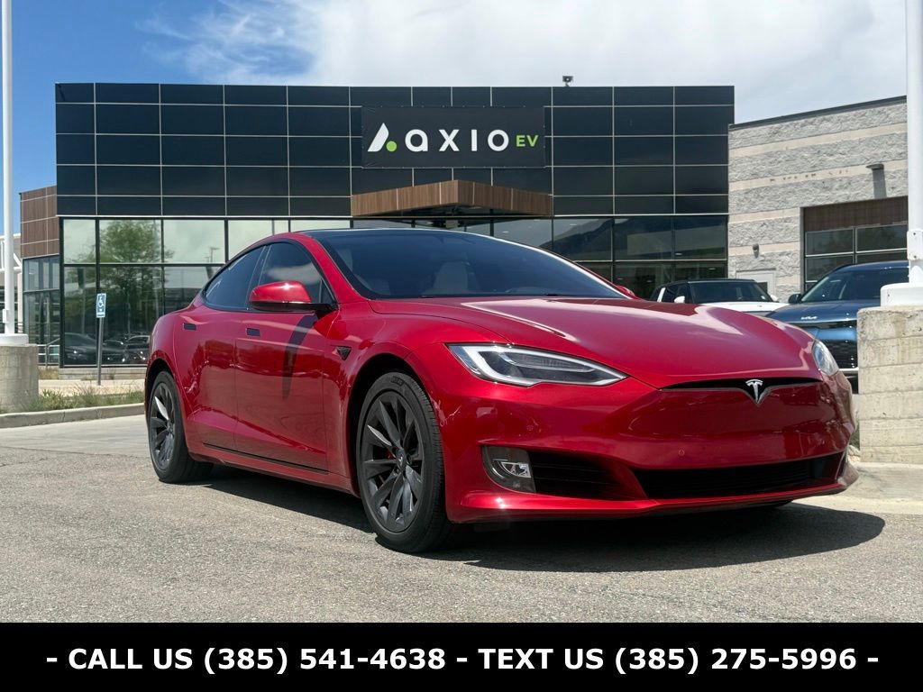 2020 Tesla Model S Performance