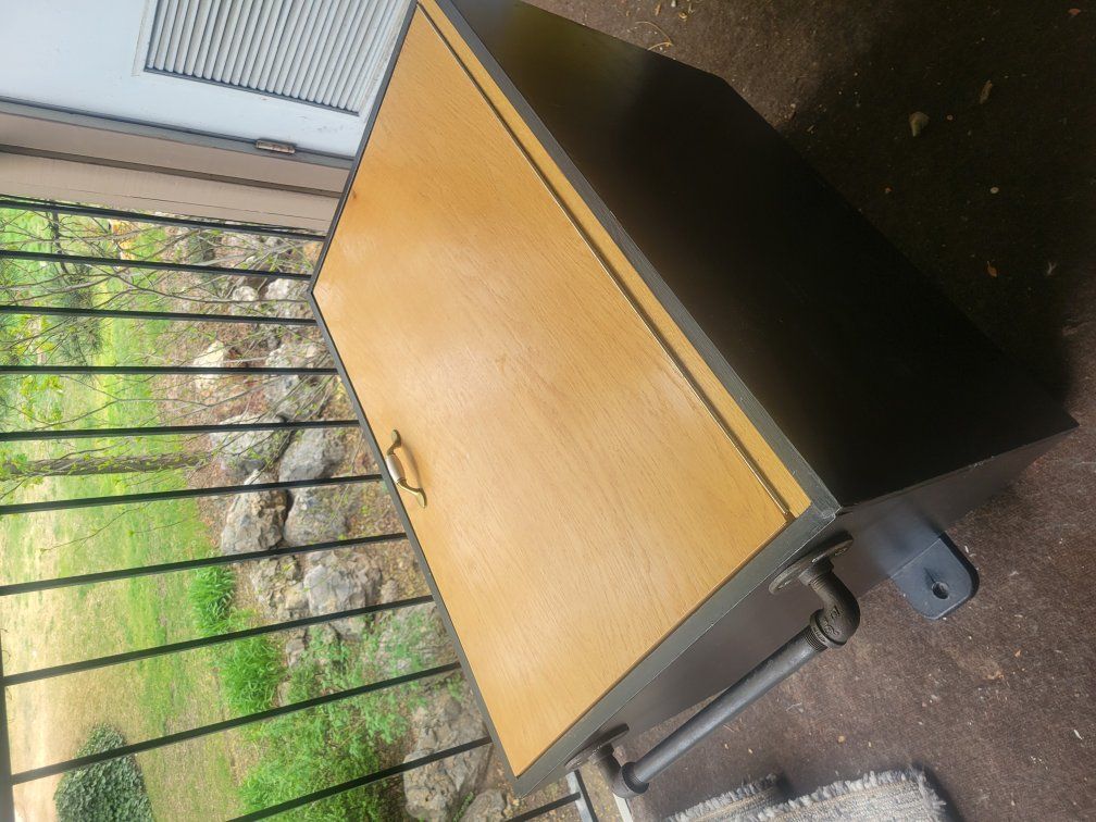 black cart with wheels