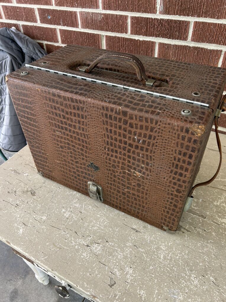Antique gun range Case