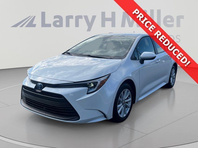 2025 Toyota Corolla Hybrid LE