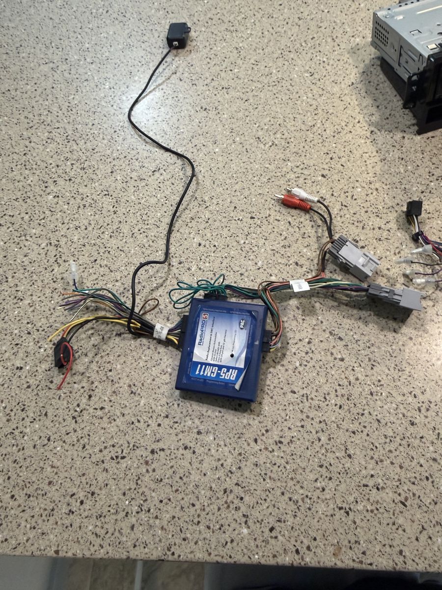 Main image 3