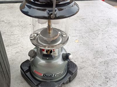 Near new dual fuel Coleman lantern